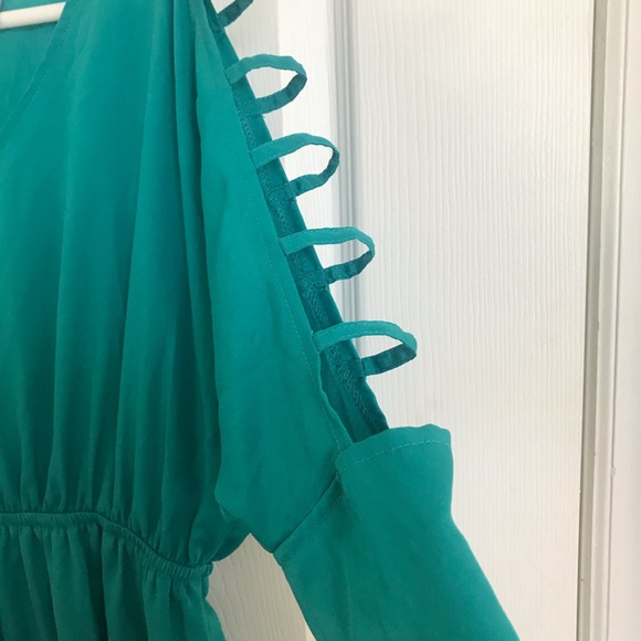 Green Empire Waist Mini with Cut-Out 3/4 Sleeves - Picture 3 of 4